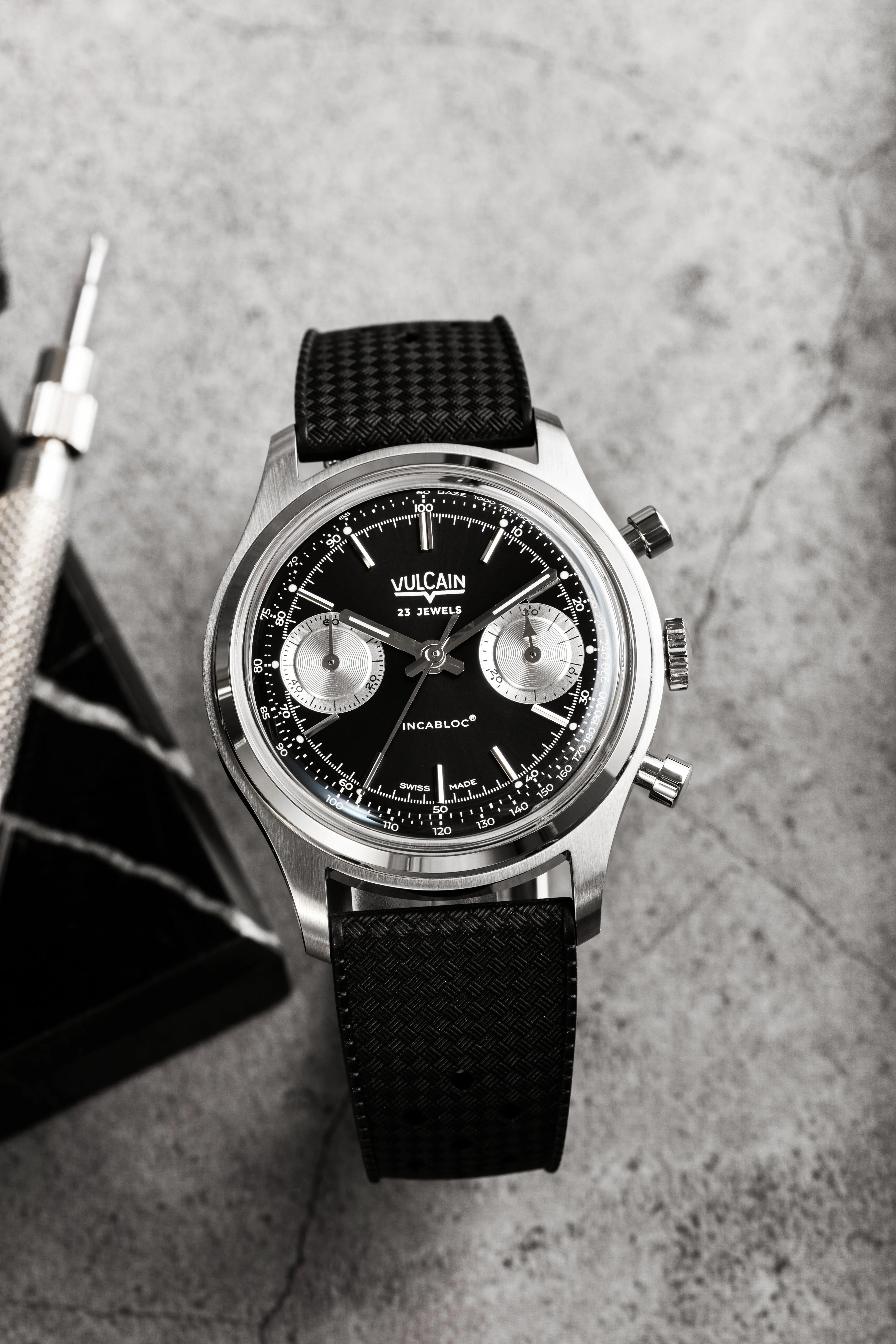 Chronograph 70's - Black & Silver - Image 4