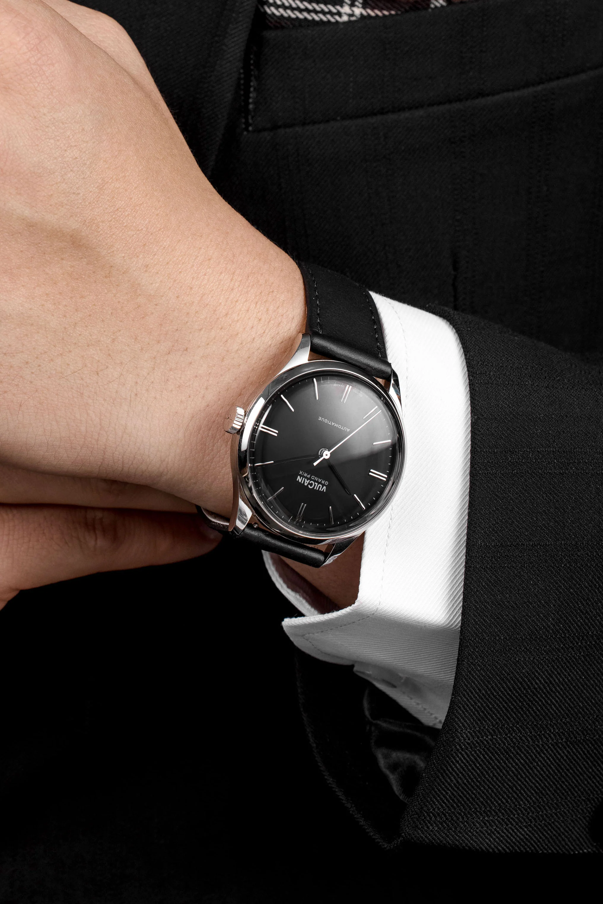 Grand Prix - Black - Image 8