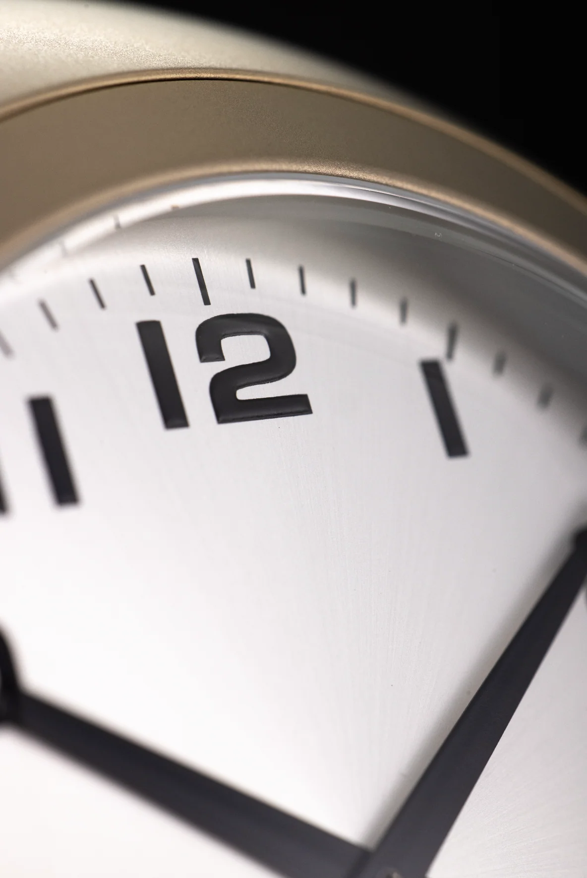 Table Clock - Image 10