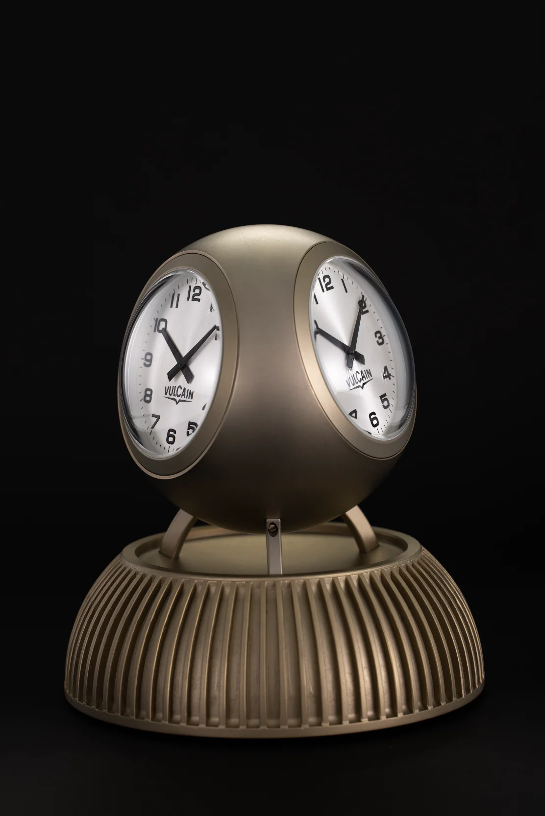 Table Clock - Image 7