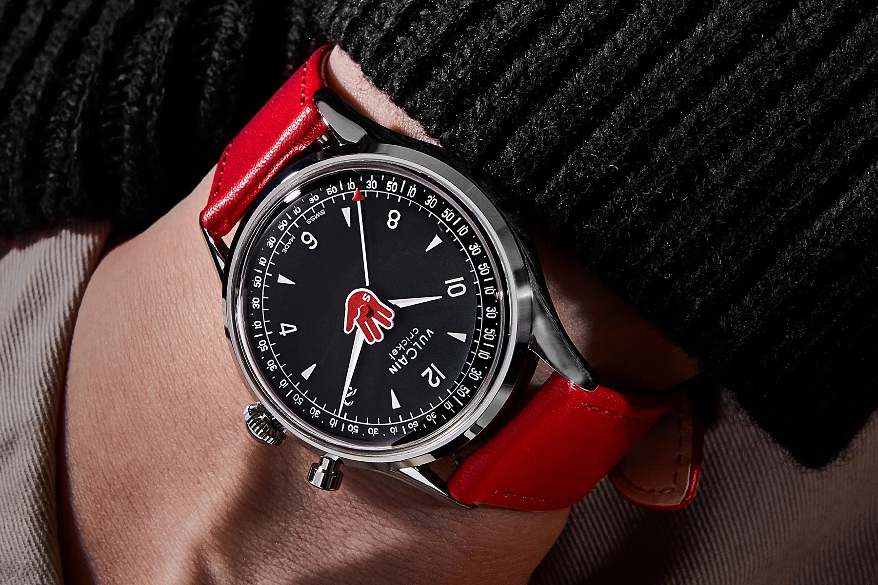 "Vulcain Salute” 39 mm - Red - Image 5